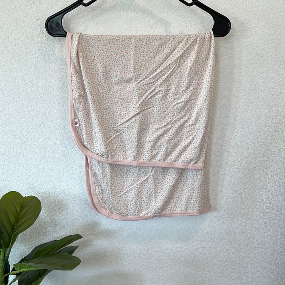 Magnetic Me Blanket